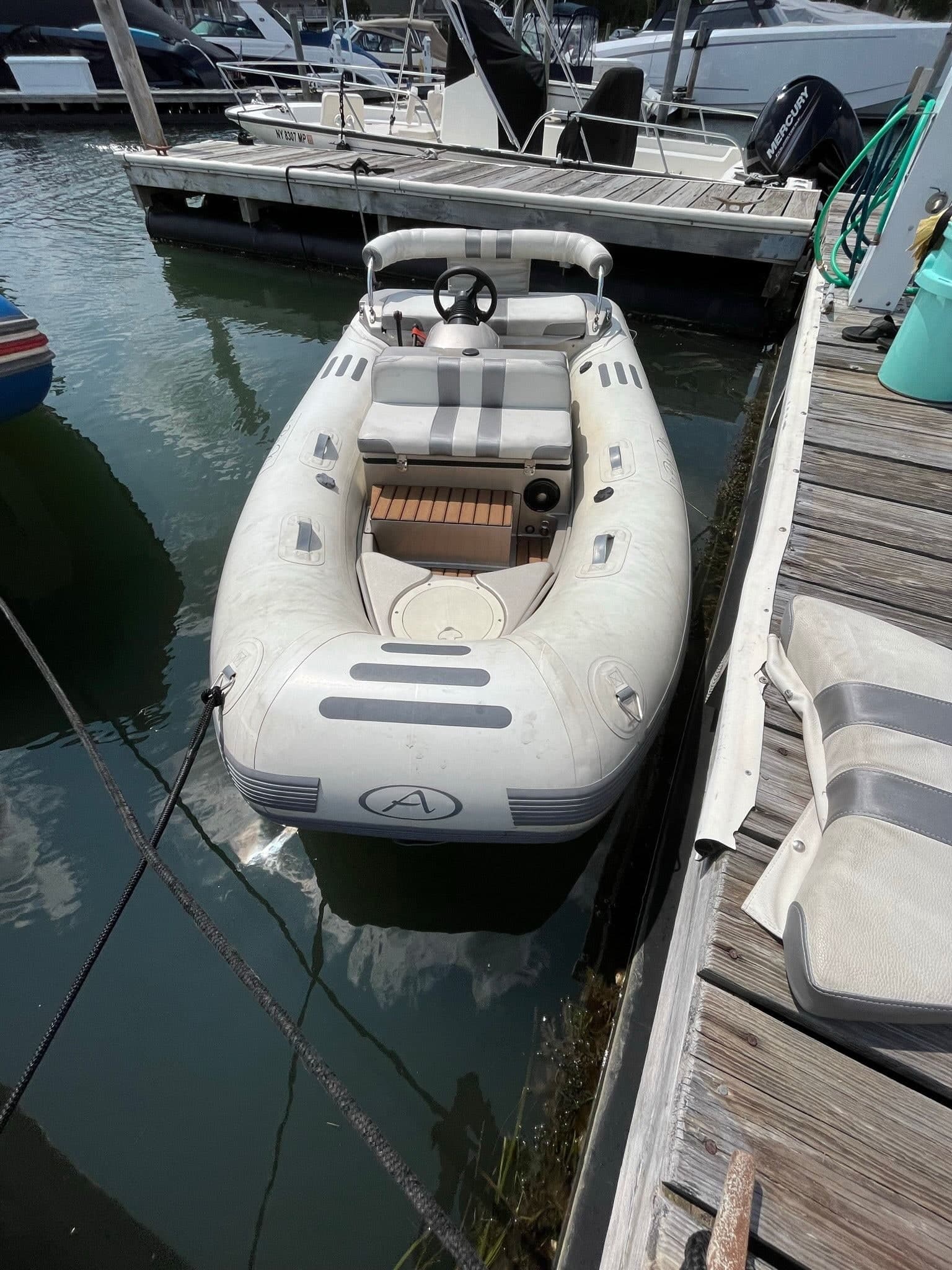 How to Detail a Boat: A Pro's Step-by-Step Breakdown